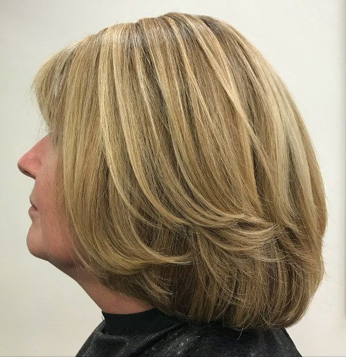 Mörk Blonde Two-Layer Bob for Thick Hair