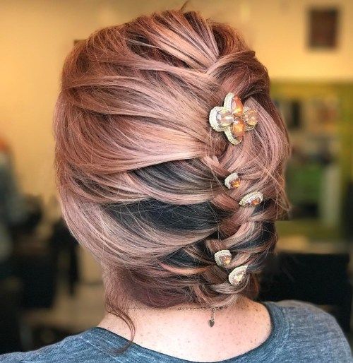 Voľný Updo With Beaded Hair Jewels