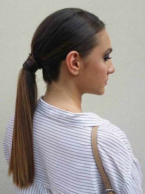 nizka sleek ponytail