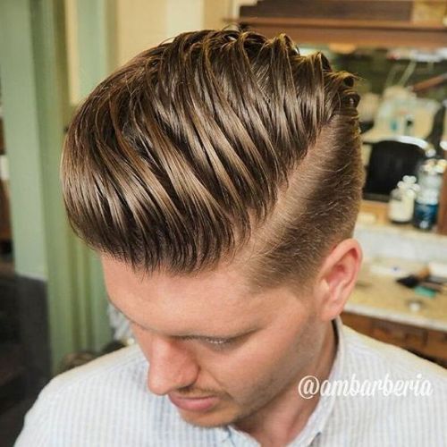vysoký pompadour hairstyle for guys