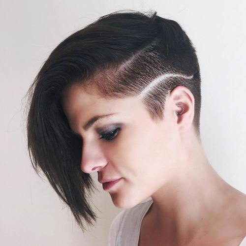 asymmetrisk Pixie With A Shaved Side