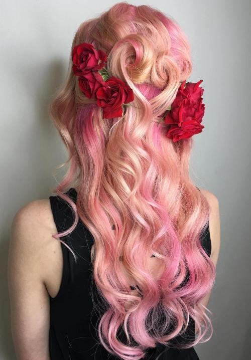 Pastell Pink Hair With Highlights