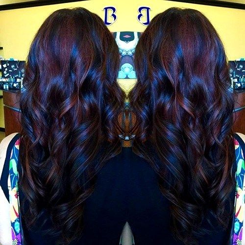 svart hair with burgundy highlights