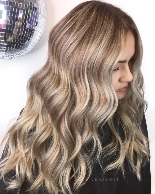 Blondínka Multi Colored Waves