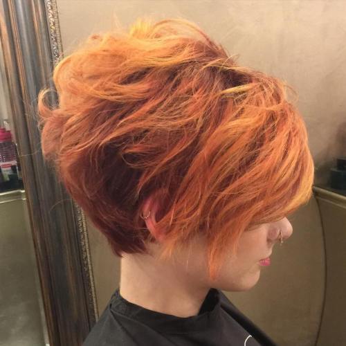 kort red hairstyle with subtle copper highlights