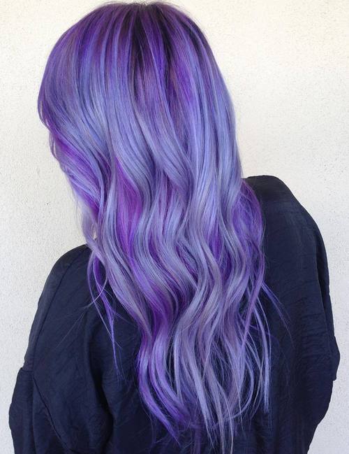 Lång Layered Pastel Purple Hair
