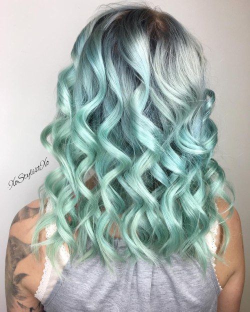 striebro To Pastel Turquoise Ombre