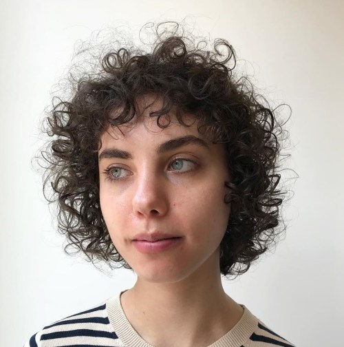kratšie Hairstyle for Thin Curly Hair