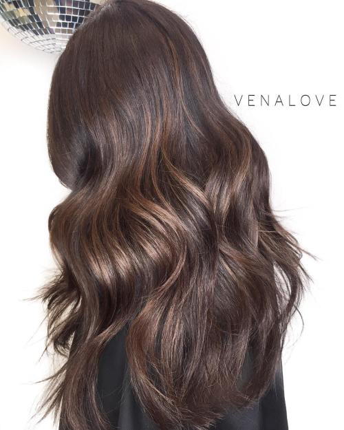 Layered Wavy Hairstyle For Long Hair