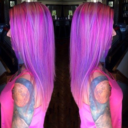 violett hair with pink and platinum highlights