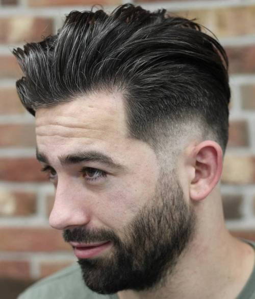 Män's Long Top Short Sides Hairstyle