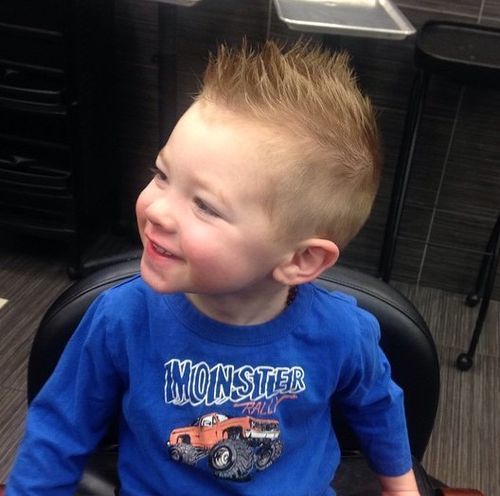 fauxhawk with zig-zag design for boys