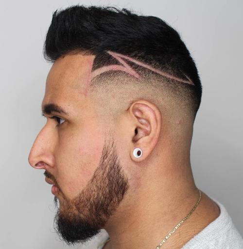 Koža Fade With Shaved Designs