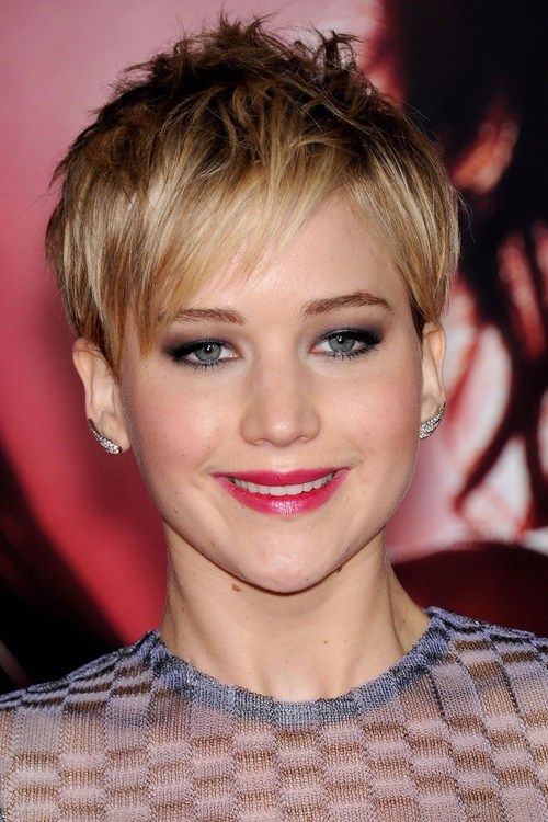 kort fringe hairstyle for pixie haircut