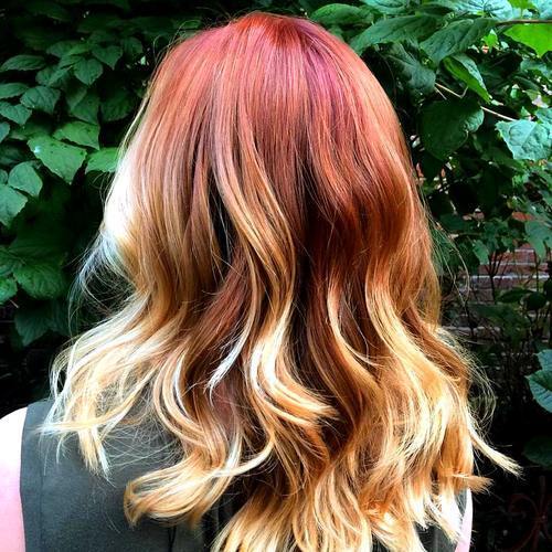 röd hair with blonde ombre highlights