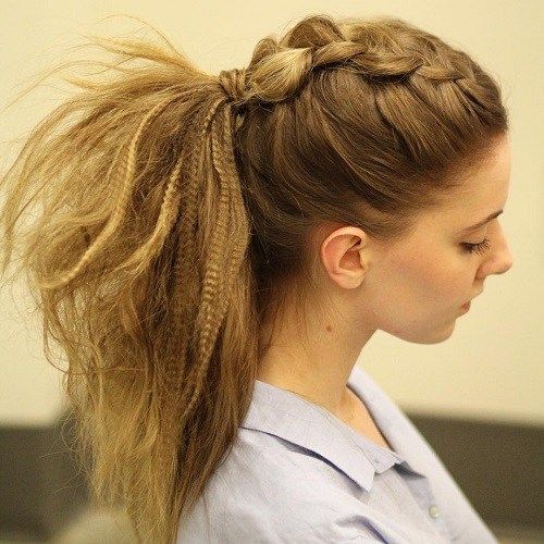 ocazional Crimped Ponytail With Mohawk Braid