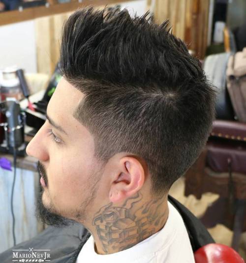 Män's Simple Spiky Haircut