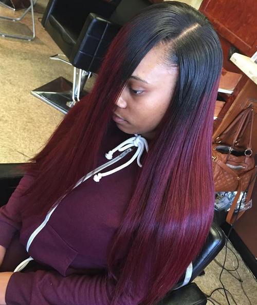 lång straight burgundy-toned weave hair