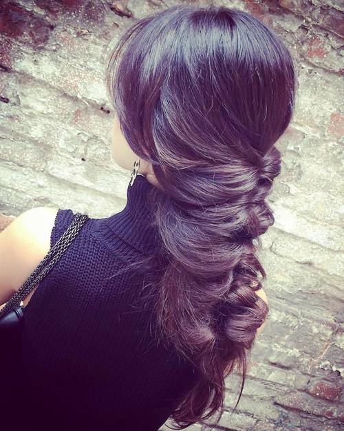chaotický braided downdo for long thick straight hair