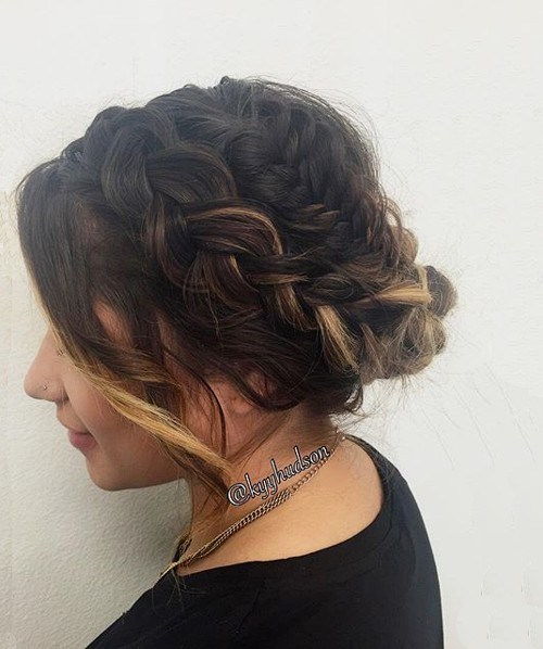 liber updo with two braids