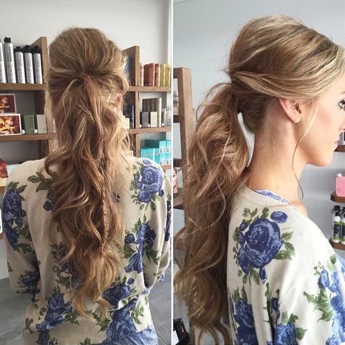 lång curly pony with a bouffant and braid