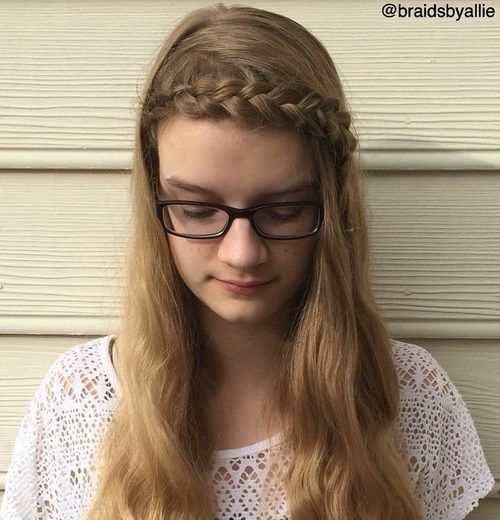 Lung Hairstyle With A Headband Braid
