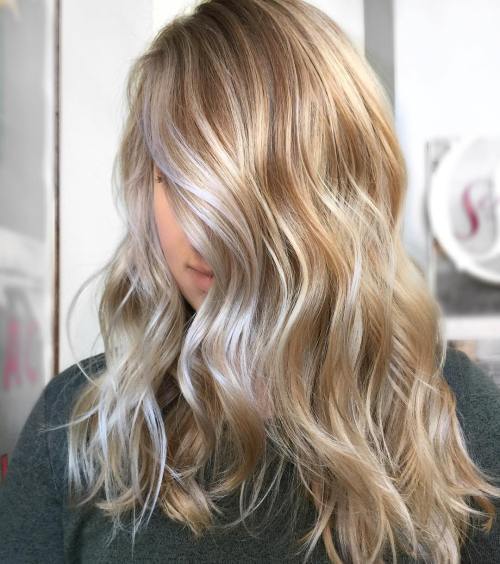 teplý And Cool Toned Blonde Balayage