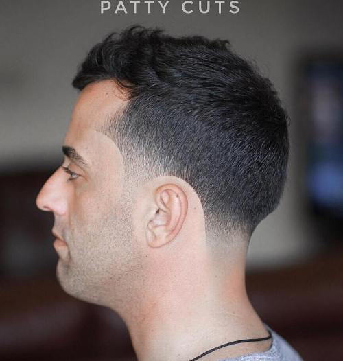 Herr Cut With Temple And Nape Fade