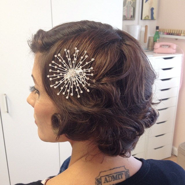 Vintage Bridal Hairstyle For Short Hair