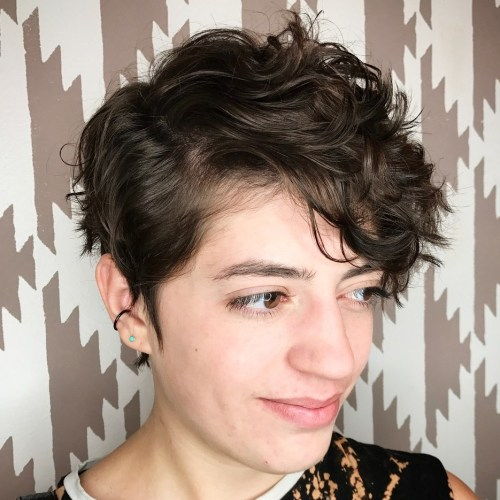 Stran Part Pixie Cut For Curly Hair