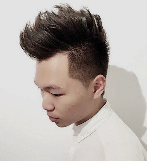дуго top short sides men's hairstyle