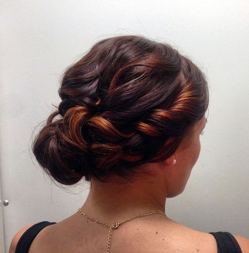 creator chignon for curled hair