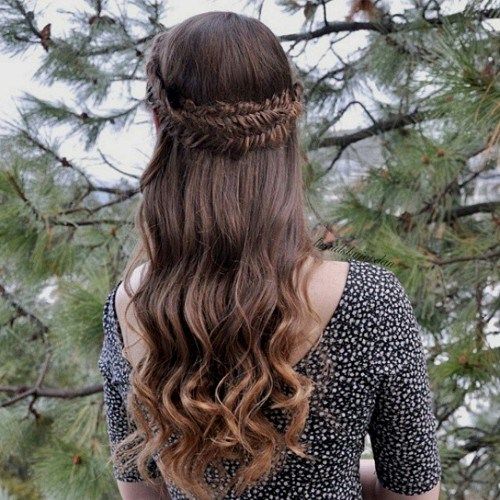 halv updo with fishtail crown braid