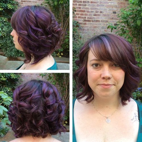 Mörk brown hair with purple highlights and bangs