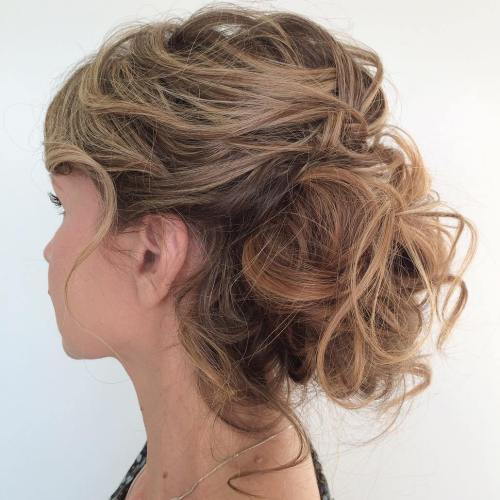 afânat Messy Curly Updo