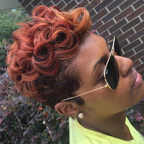 afrikansk American Red Curly Pixie