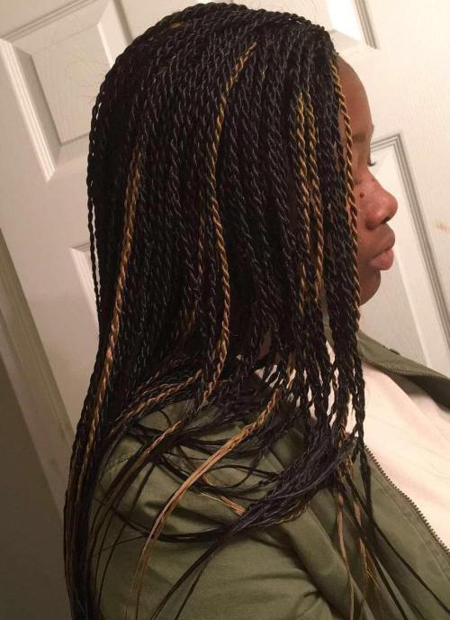 Средње Senegalese Twists With Highlights