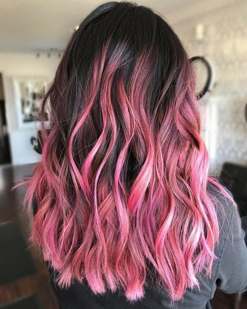 mörk brown hair with pink balayage
