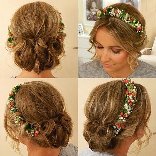 družičky curly updo with a floral headband
