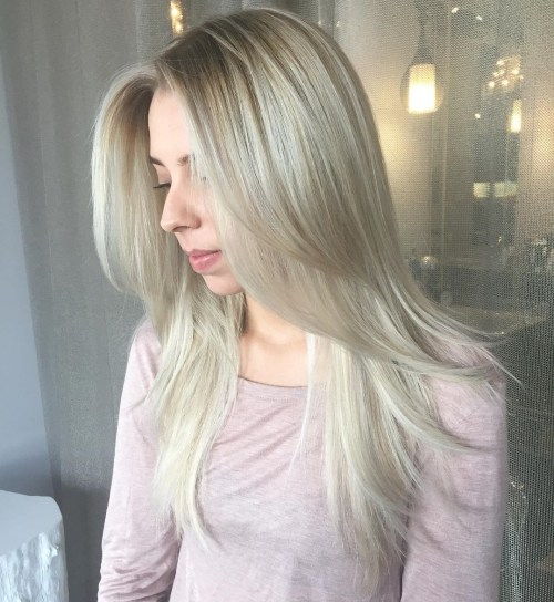 dolga Layered White Hairstyle With Ash Blonde Roots