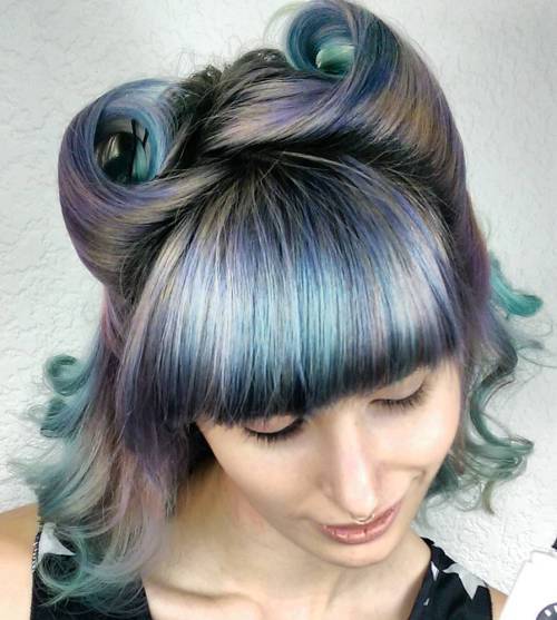 Pin Up Hairstyle For Pastel Hair