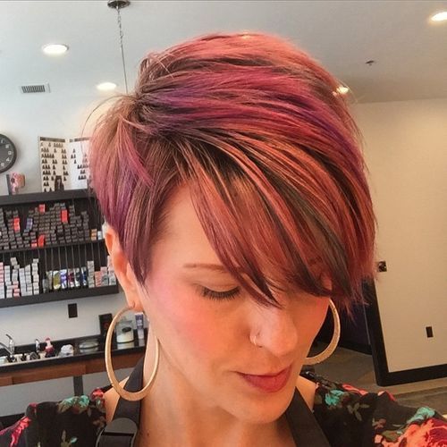 pastell red pixie with long bangs