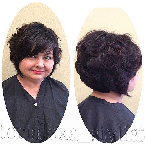 kort curly hairstyle for plus size women