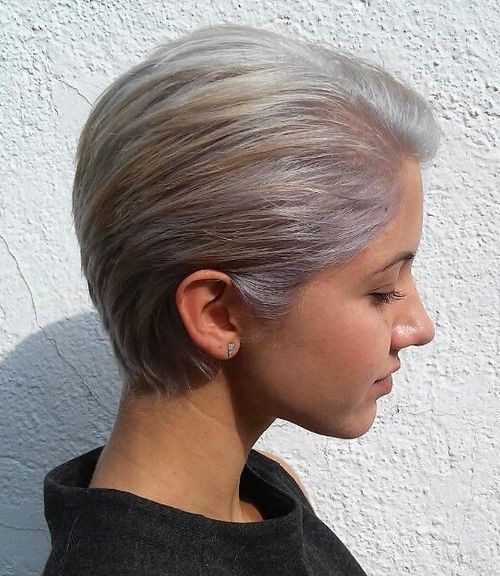 krátky silver blonde hairstyle for girls