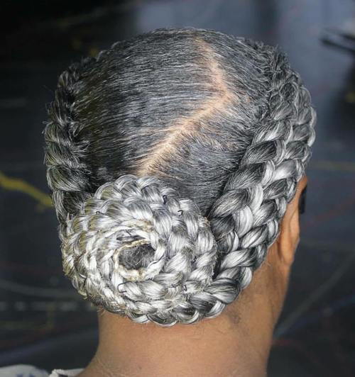 naturlig hair braided hairstyle for older women