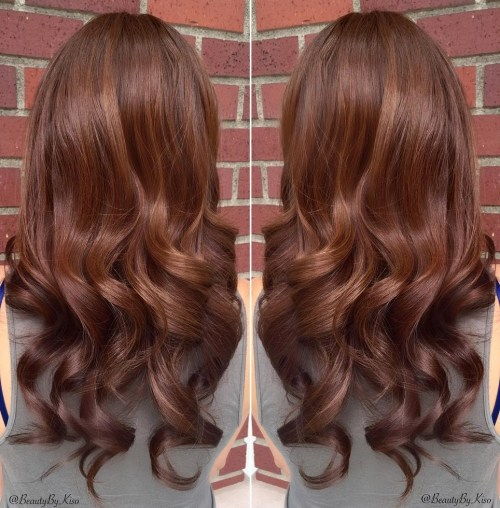 choklad brown hair with caramel highlights