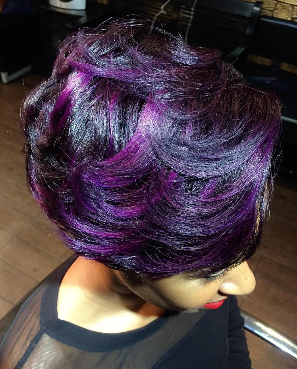 čierna Hair With Purple Highlights