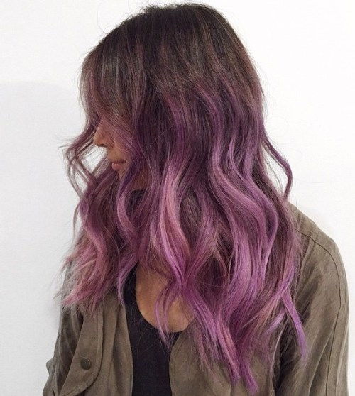 светло brown hair with lavender highlights