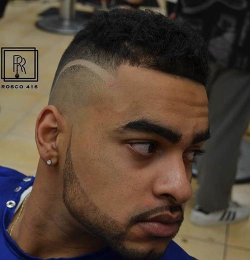 negru taper fade with shaved lines