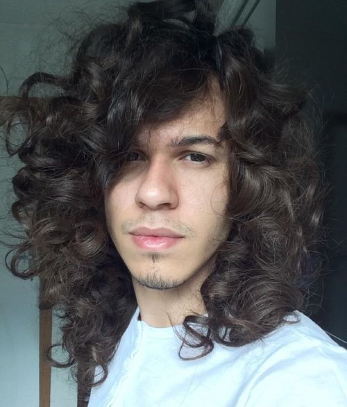 дуго curly men's hairstyle